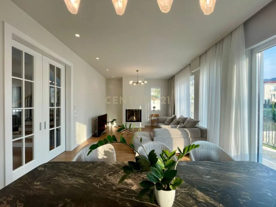 Shqiperi, jepet me qera Vile 5+1 , 352 m² 4.000 € (TEG)