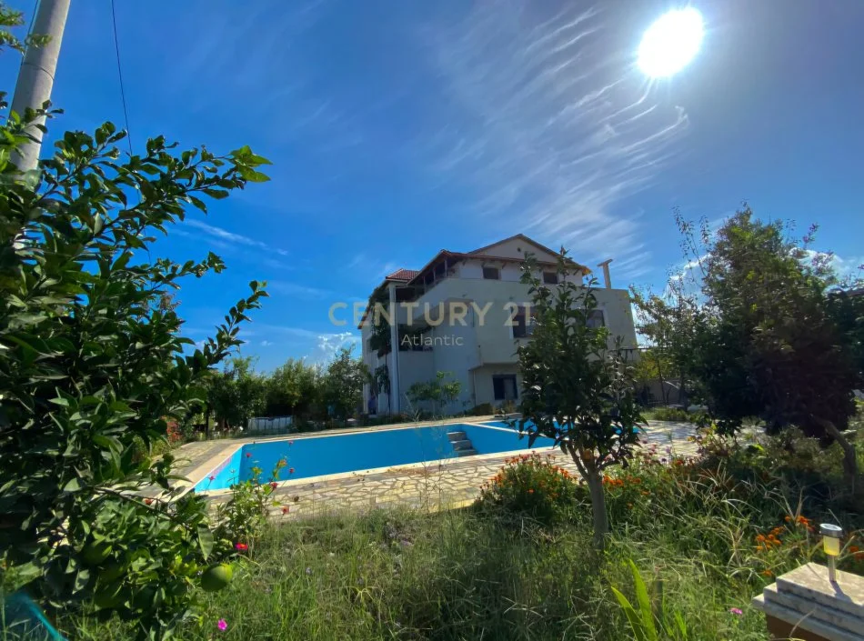 Durres, shitet hotel Kati 3, 930 m² 1.300.000 € (Plepa)