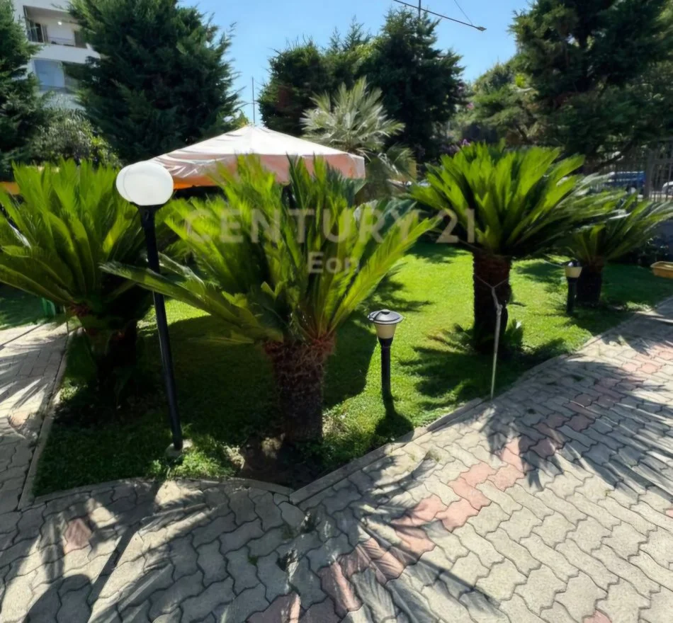 Durres, shitet hotel Kati 3, 930 m² 1.300.000 € (Plepa)