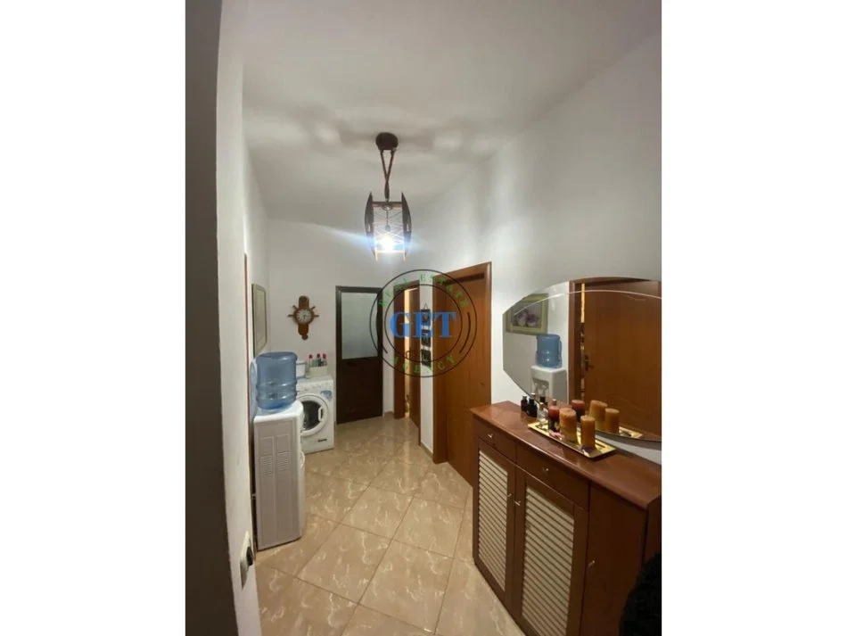 Durres, shitet apartament 2+1 Kati 2, 88 m² 110.000 € (Prane Shkolles "Qemal Mici", Durres)