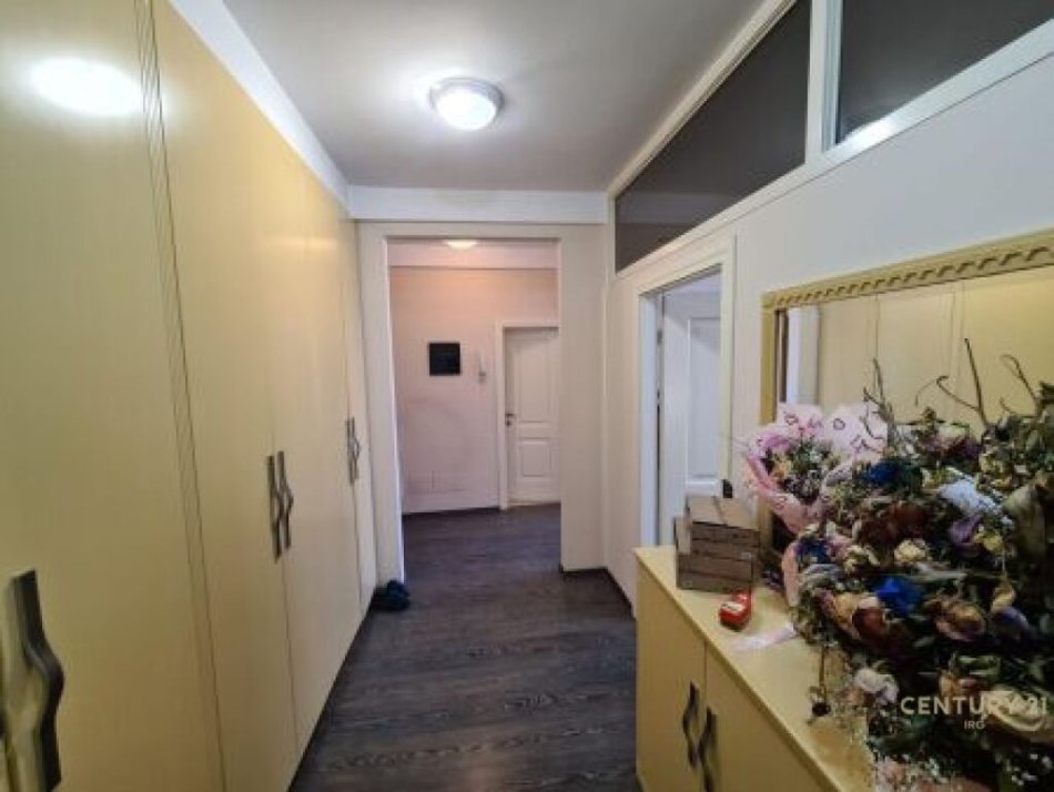 Tirane, jepet me qera apartament 1+1 Kati 6, 51 m² 550 € (RRUGA E ELBASANIT!)