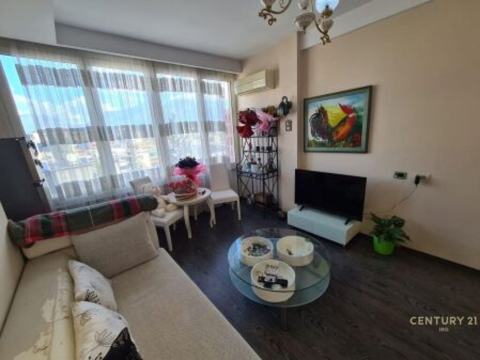 Tirane, jepet me qera apartament 1+1 Kati 6, 51 m² 550 € (RRUGA E ELBASANIT!)