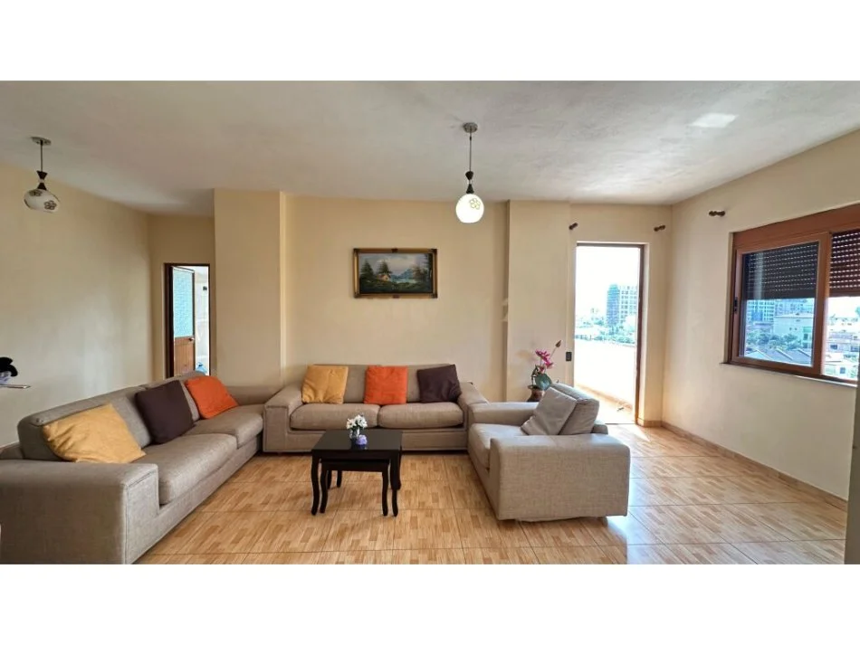 Tirane, jepet me qera apartament 1+1 Kati 5, 73 m² 350 € (Jordan Misja)