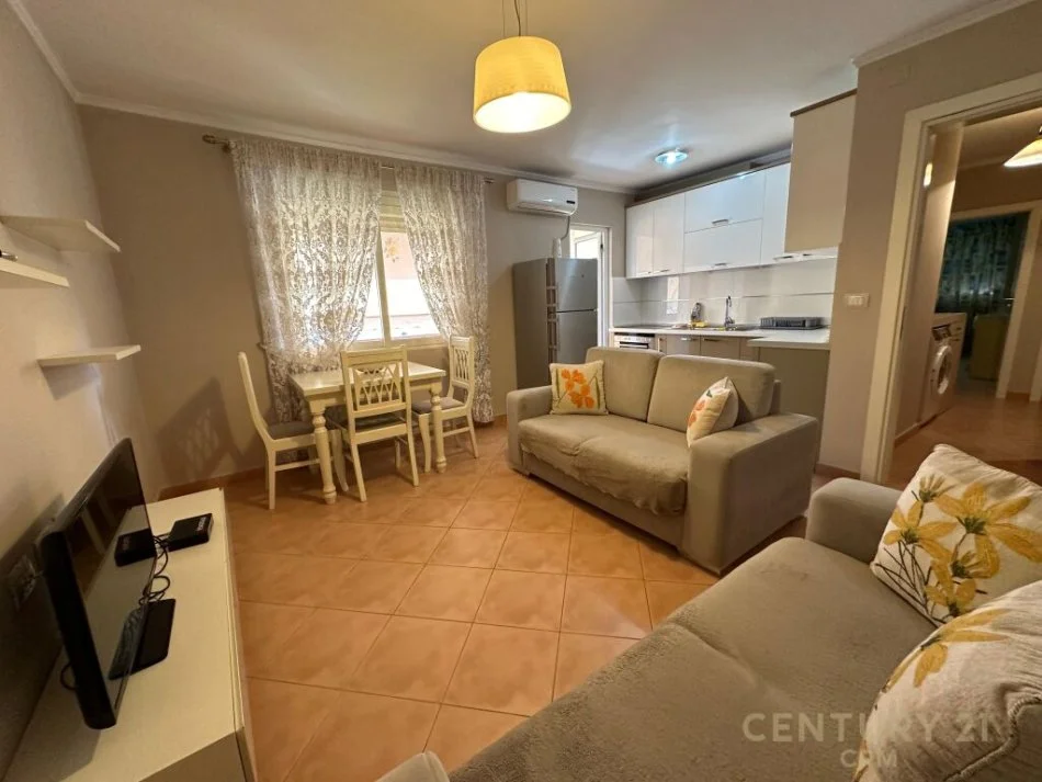 Tirane, jepet me qera apartament 2+1 Kati 5, 74 m² 600 € (shkolla e baletit)