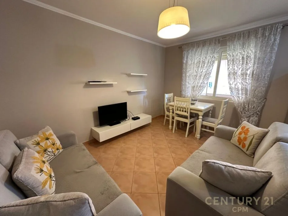 Tirane, jepet me qera apartament 2+1 Kati 5, 74 m² 600 € (shkolla e baletit)