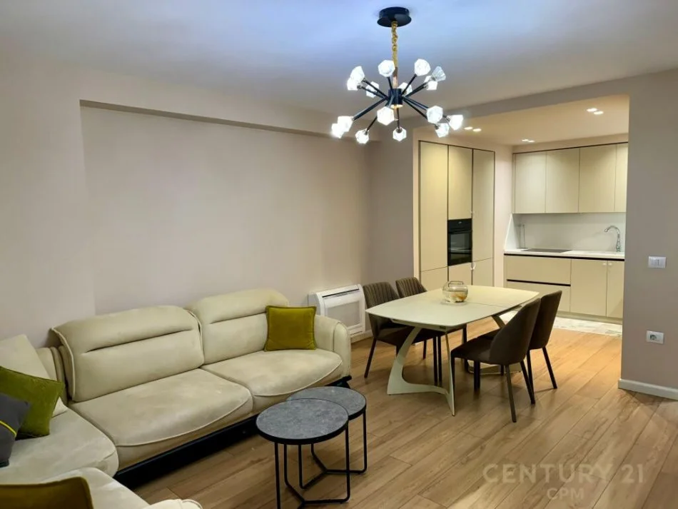Tirane, jepet me qera apartament 2+1+Ballkon Kati 5, 100 m² 1.300 € (sheshi willson)