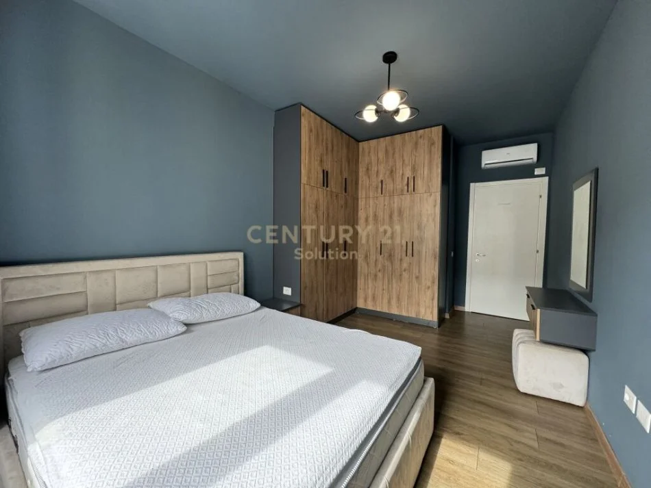 Tirane, shitet apartament 2+1+Ballkon Kati 7, 106 m² 150.000 € (grand gallery)