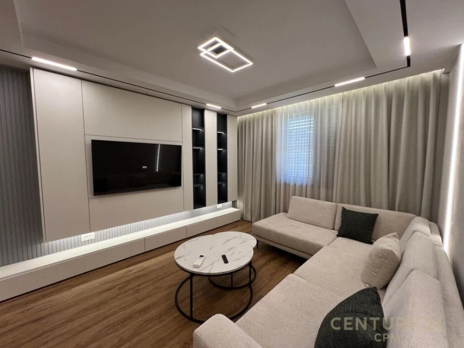 Tirane, jepet me qera apartament 2+1 Kati 2, 97 m² 1.500 € (sheshi willson)