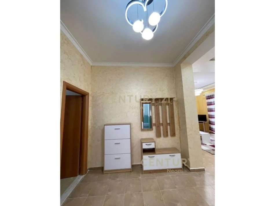 Tirane, jepet me qera apartament 2+1 Kati 1, 100 m² 550 € (kopeshti zoologjik)