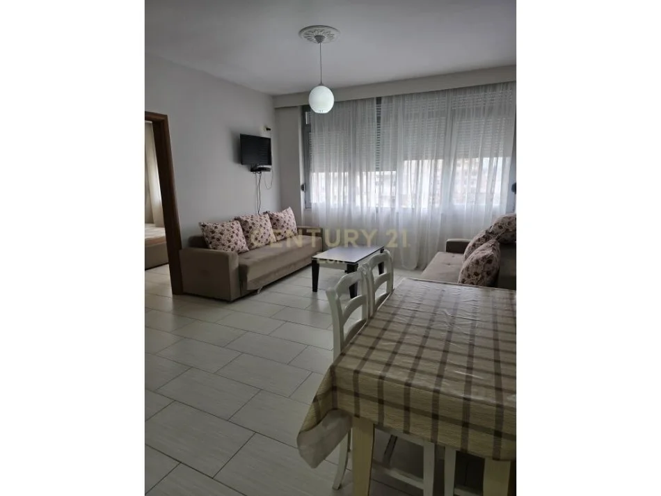 Durres, jepet me qera apartament 1+1 Kati 4, 60 m² 250 € 