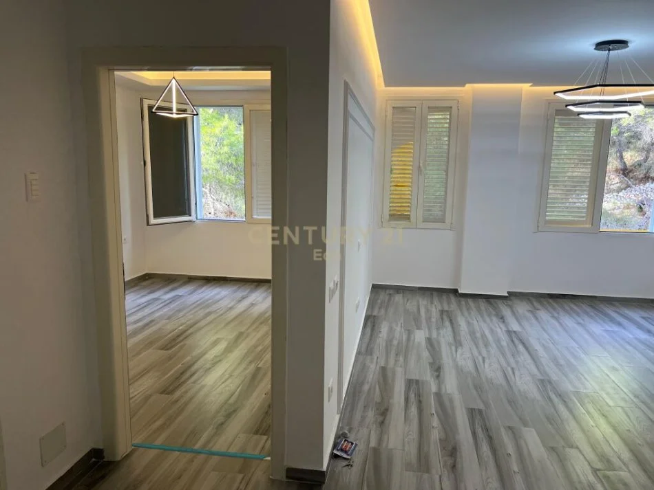 Durres, shitet apartament 2+1 Kati 7, 95 m² 140.000 € 