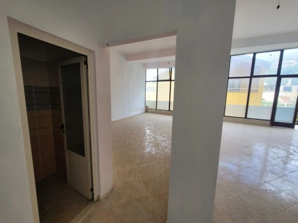 Tirane, shitet Kati 1, 82 m² 58.000 € 