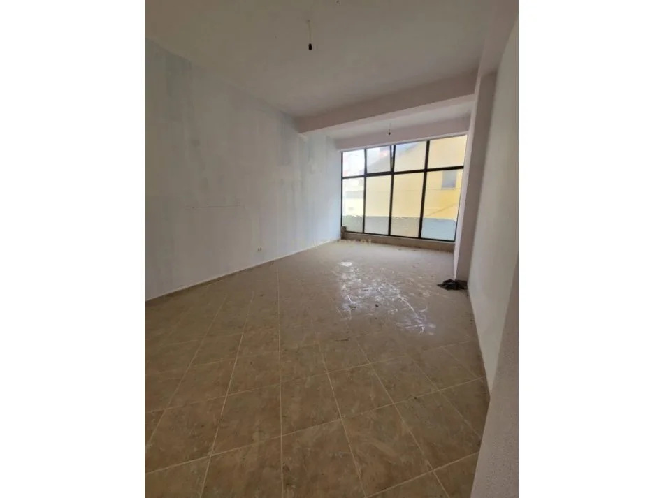 Tirane, shitet Kati 1, 82 m² 58.000 € 