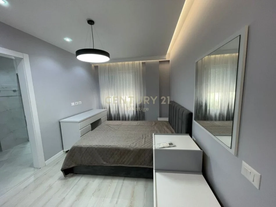 Tirane, jepet me qera apartament 2+1 Kati 7, 100 m² 750 € (rruga e elbasanit)