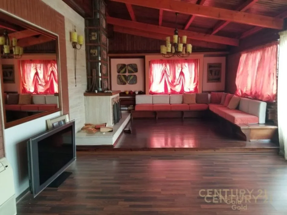 Tirane, shitet apartament 4+1 Kati 5, 348 m² 650.000 € (stadiumi dinamo)