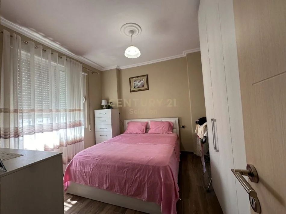 Tirane, shitet apartament 2+1+Ballkon Kati 6, 103 m² 140.000 € (Astir)