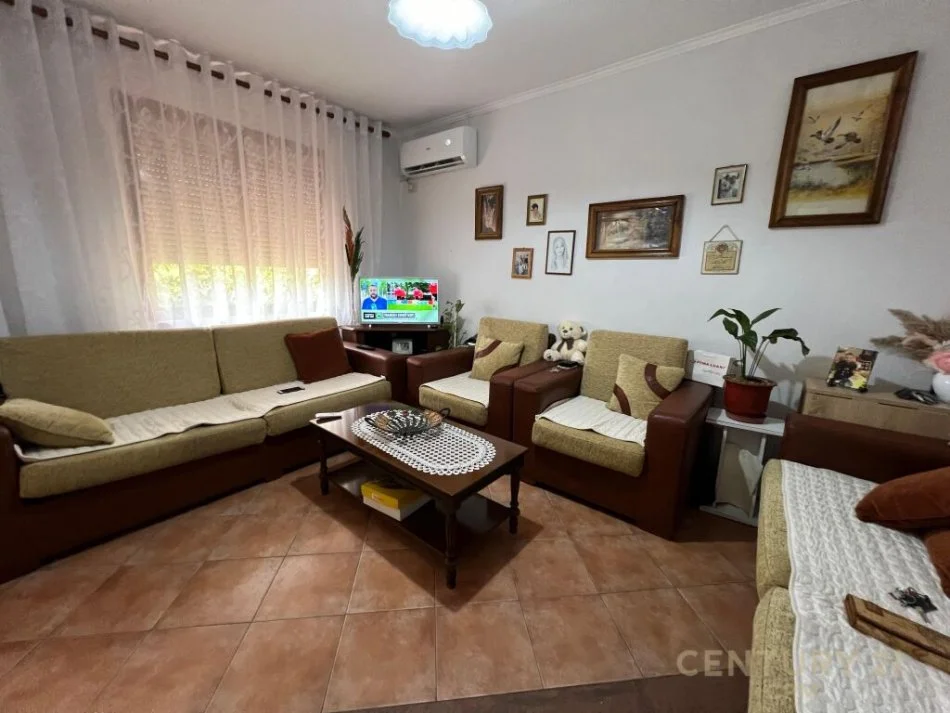 SHESIM APARTAMENT 1+1 PRANE 21 DHJETORIT! bot100409