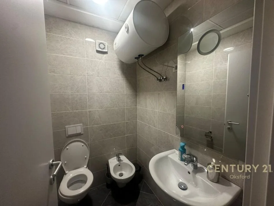 Tirane, shitet apartament 2+1+Ballkon Kati 2, 105 m² 185.000 € (Fiori di bosco)