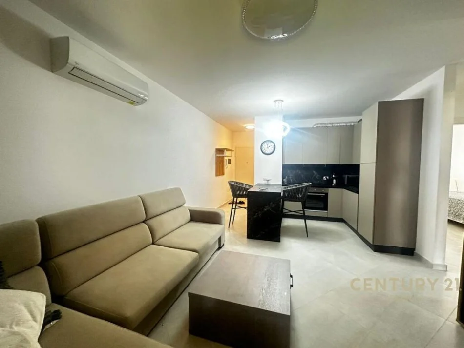 Tirane, shitet apartament 2+1+Ballkon Kati 2, 105 m² 185.000 € (don bosko)