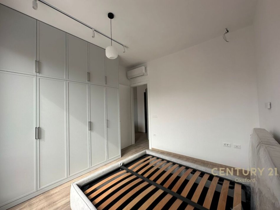 Tirane, jepet me qera apartament 1+1 Kati 6, 72 m² 850 € (delijorgj)