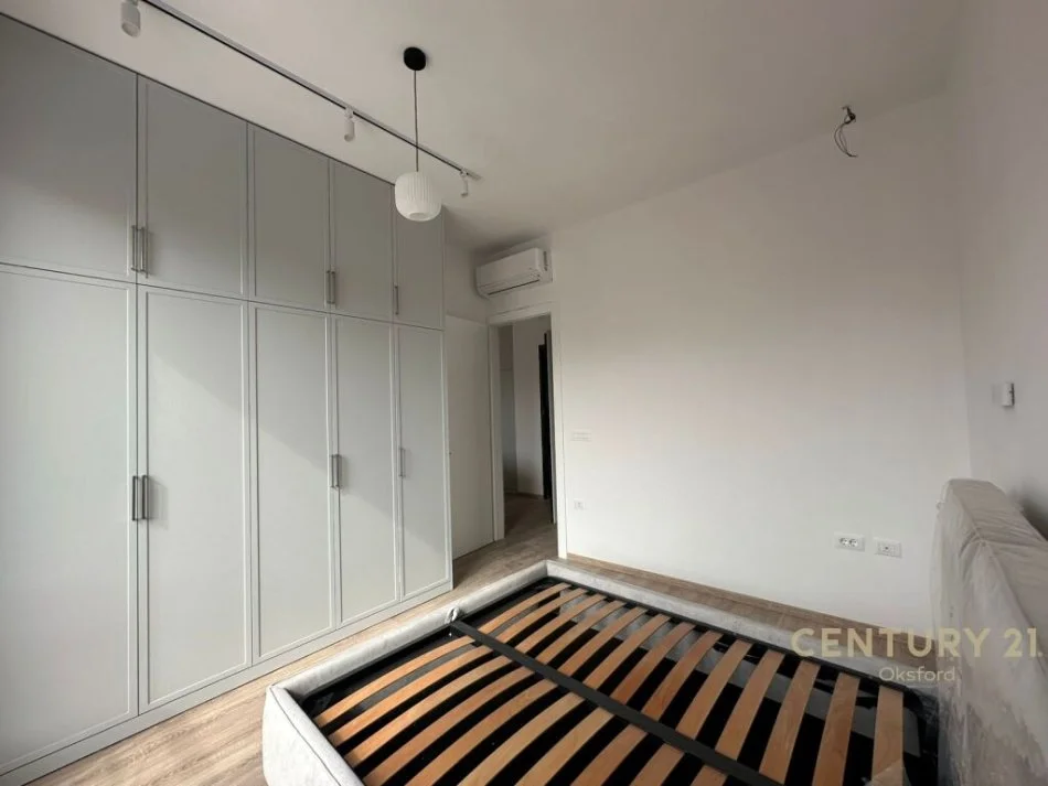 Tirane, jepet me qera apartament 1+1 Kati 6, 72 m² 850 € (delijorgj)