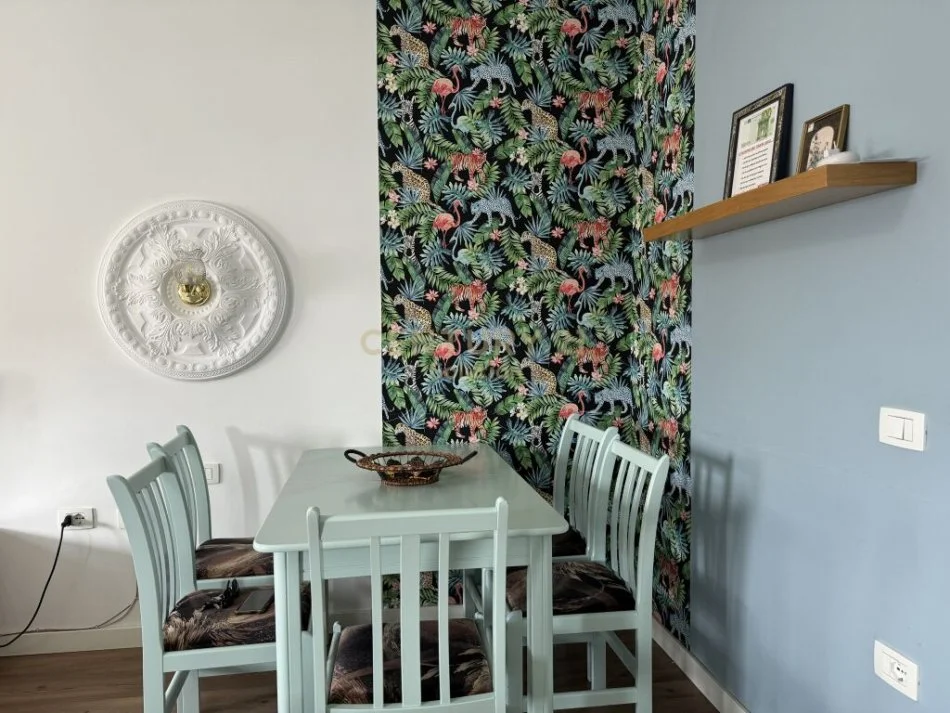 Tirane, shitet apartament 2+1 Kati 7, 97 m² 127.000 € (astir)