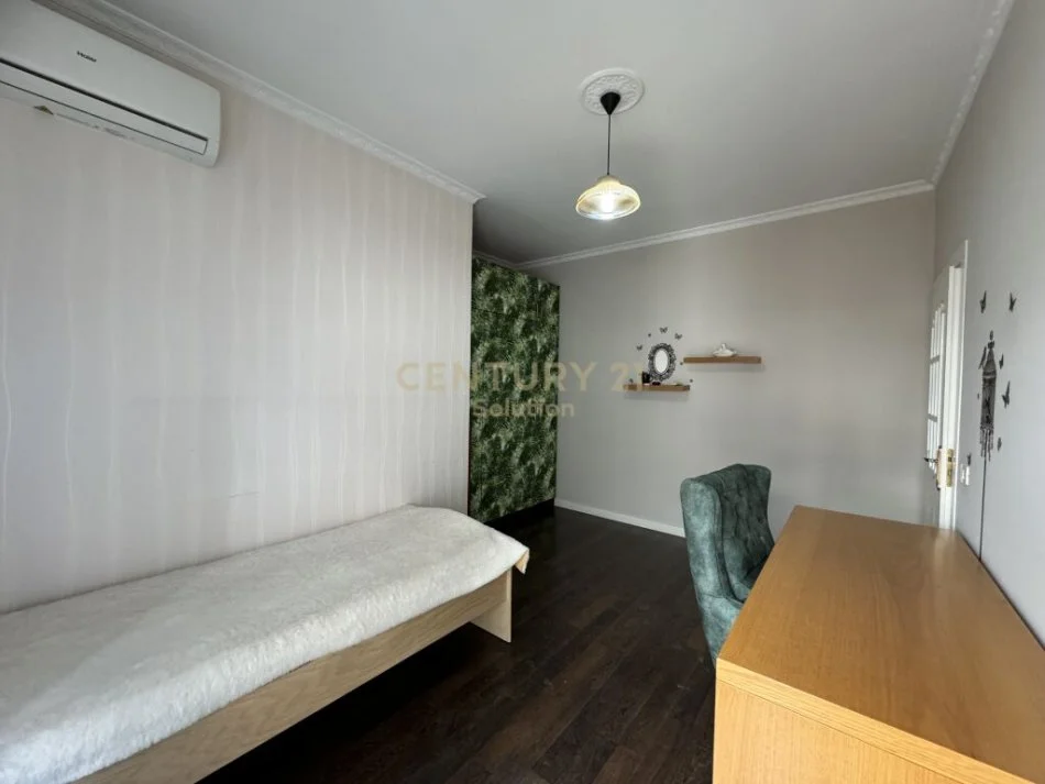 Tirane, shitet apartament 2+1 Kati 7, 97 m² 127.000 € (astir)