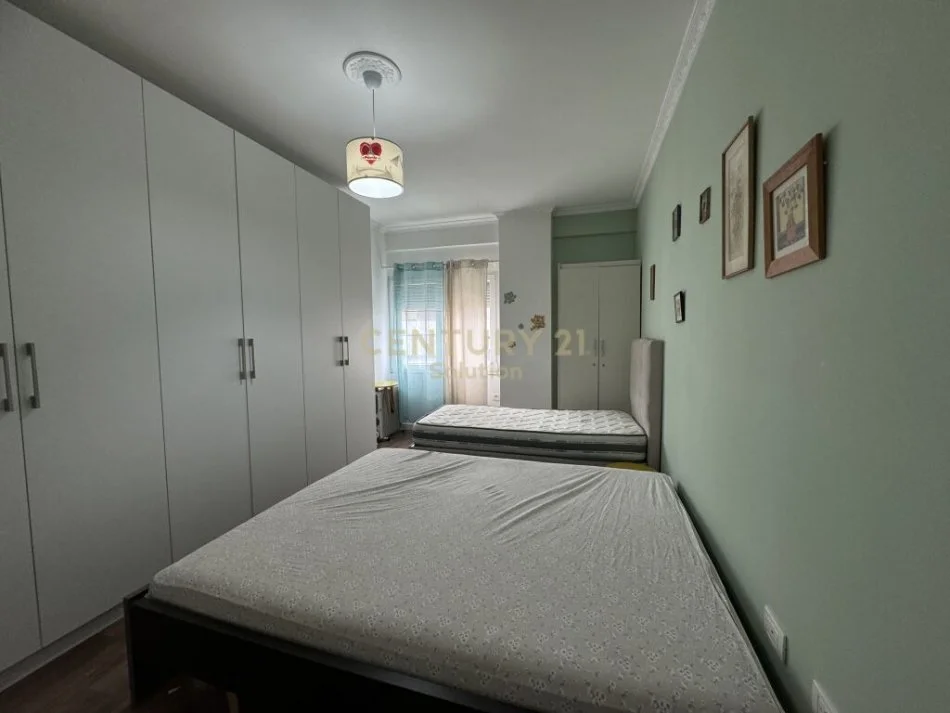 Tirane, shitet apartament 2+1 Kati 7, 97 m² 127.000 € (astir)