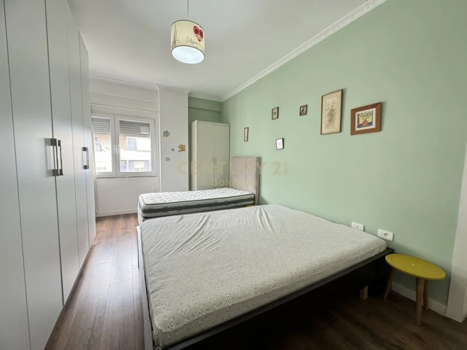 Tirane, shitet apartament 2+1 Kati 7, 97 m² 127.000 € (astir)