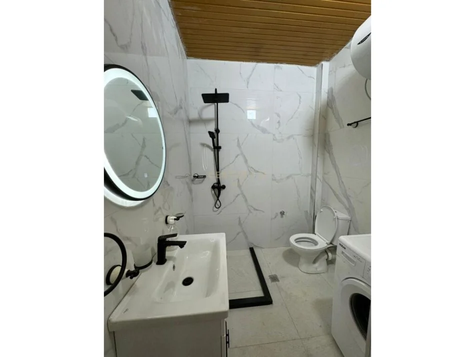Tirane, shitet apartament 1+1 Kati 6, 76 m² (shallvaret)