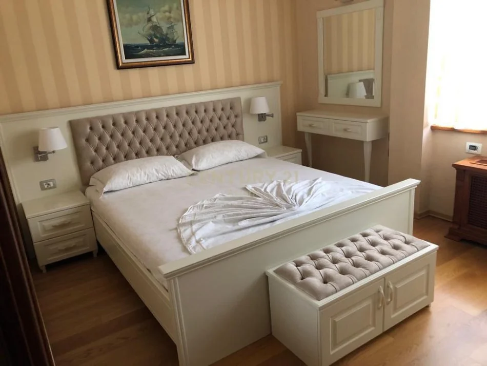 Tirane, shitet apartament+verande | Penthouse 4+1+Aneks+Ballkon Kati 6, 241 m² 570.000 € (Kodra e Diellit)