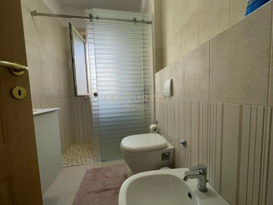 Tirane, shitet apartament 2+1 Kati 4, 70 m² 130.000 € (rruga e durresit)