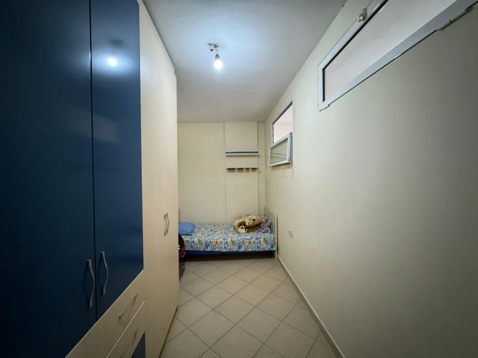 Tirane, shitet apartament 1+1 Kati 5, 84 m² 104.000 € (kodra e diellit)