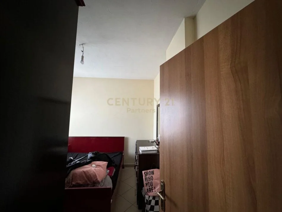 Tirane, shitet apartament 2+1 Kati 5, 84 m² 104.000 € (kodra e diellit)