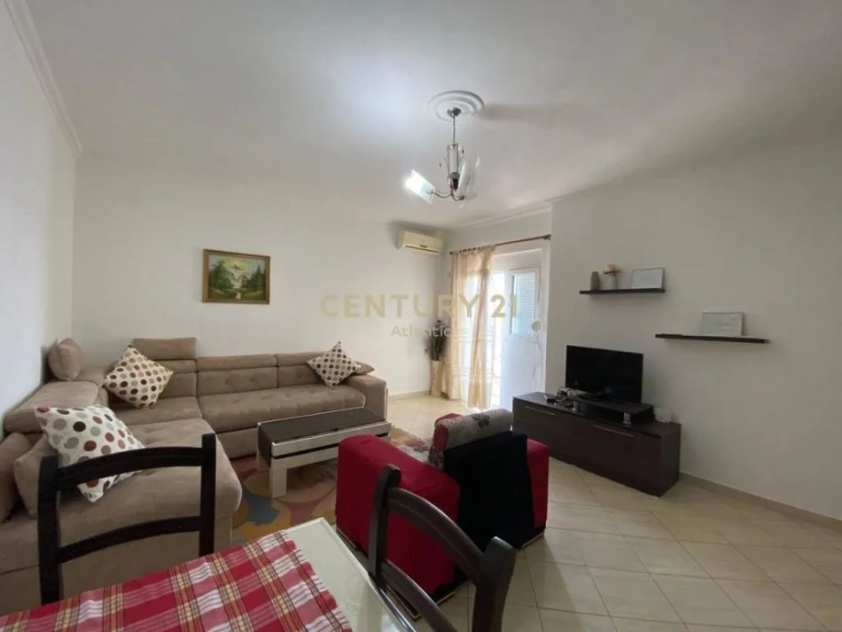 Durres, jepet me qera apartament 1+1+Ballkon Kati 2, 80 m² 250 € 