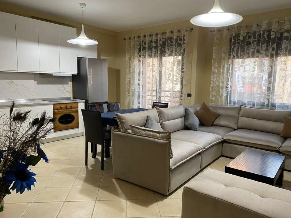APARTAMENT 2+1+PARKING ME QERA NE QENDER IRG100580