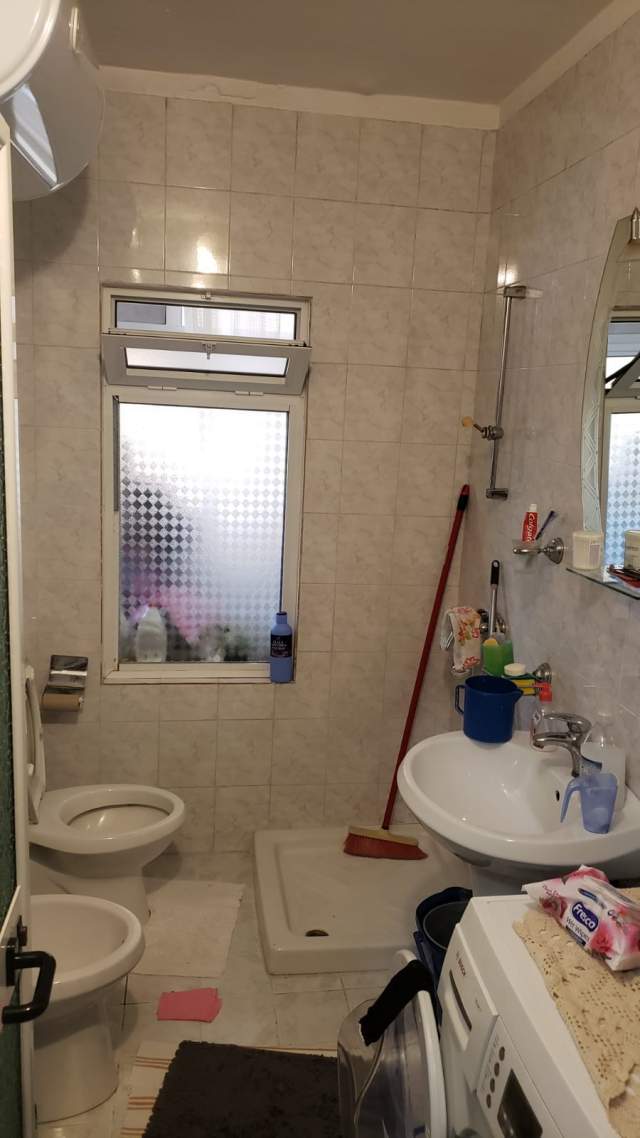 Tirane, shes apartament 1+1+A+BLK Kati 5, 75 m² 75.000 Euro (Prane 21 Dhjetorit)