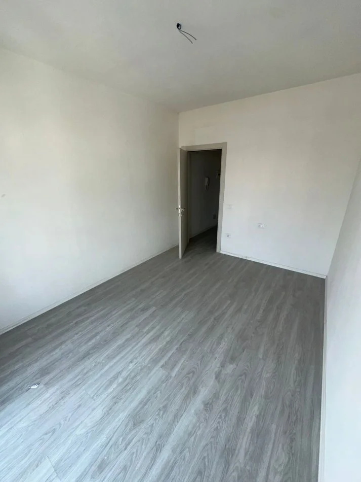 Tirane, shitet apartament 2+1 Kati 6, 109 m² 135.700 € (Astir)