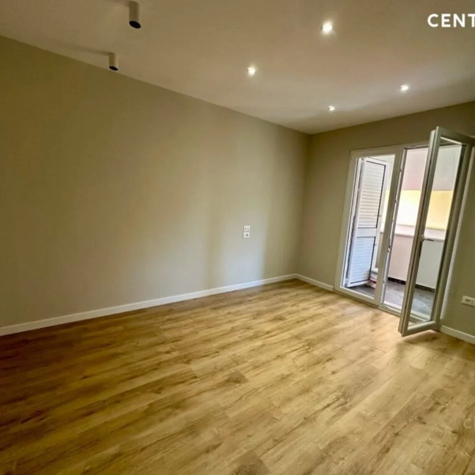 Apartament 1+1 ne zemer te Bllokut