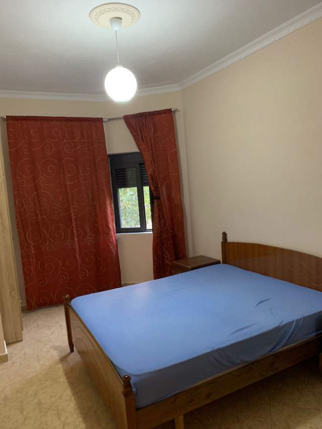 Tirane, jepet me qera apartament 2+1+BLK Kati 4, 85 m² 43.000 Leke (prane Credins Bank)