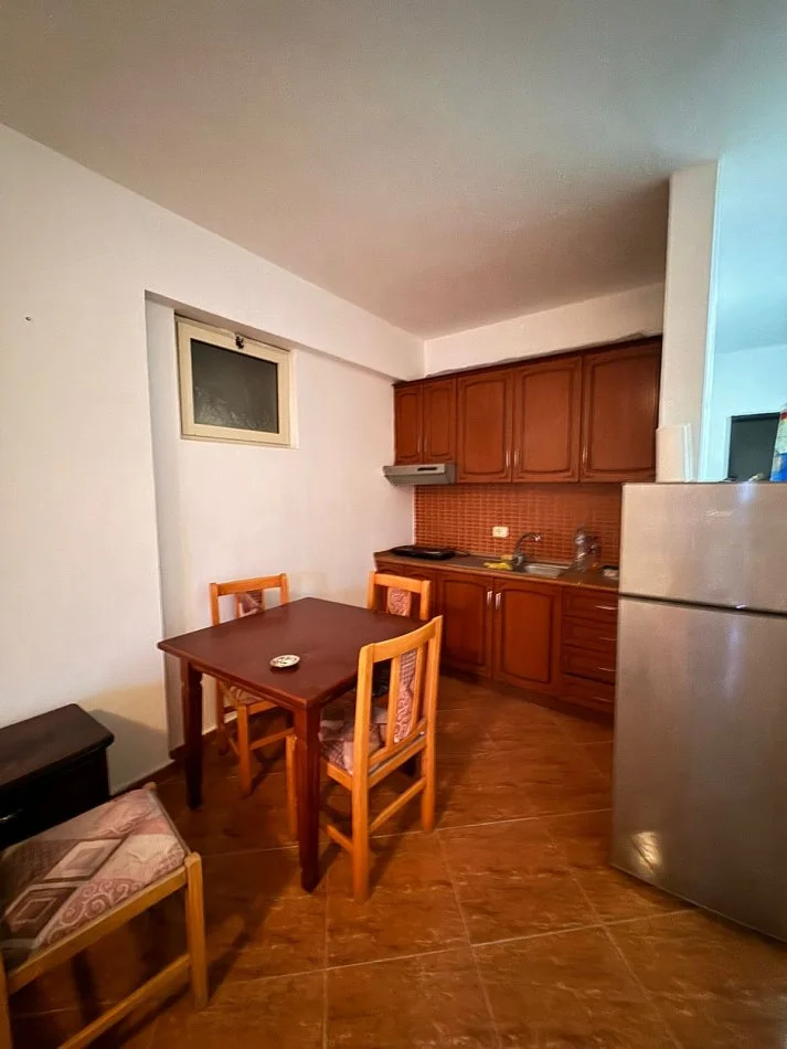 Durres, shitet garsonier Kati 2, 58 m² 70.000 € (RROTA KUQE PLAZH!)
