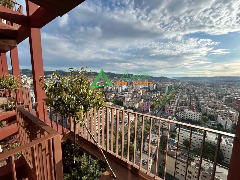 Tirane, jepet me qera apartament 1+1 Kati 20, 77 m² 1.000 € (Rruga e Kavajes)