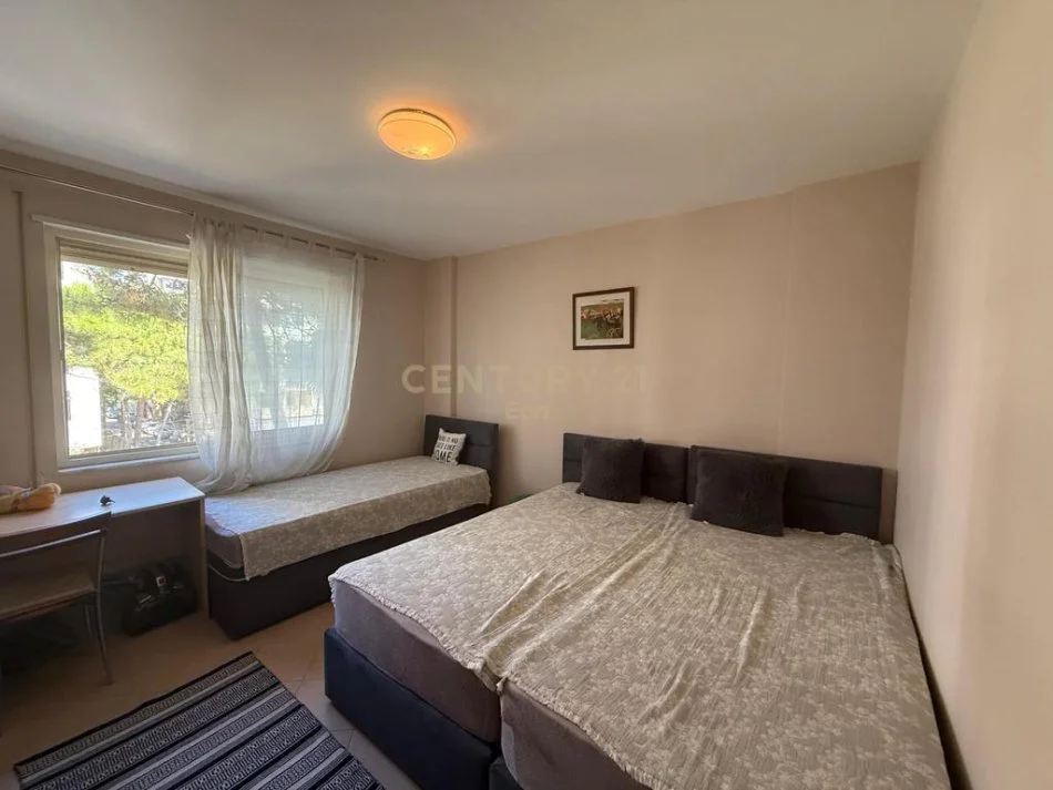 Durres, shes apartament 1+1 Kati 2, 67 m² 130.000 € (Shkembi i kavajes)