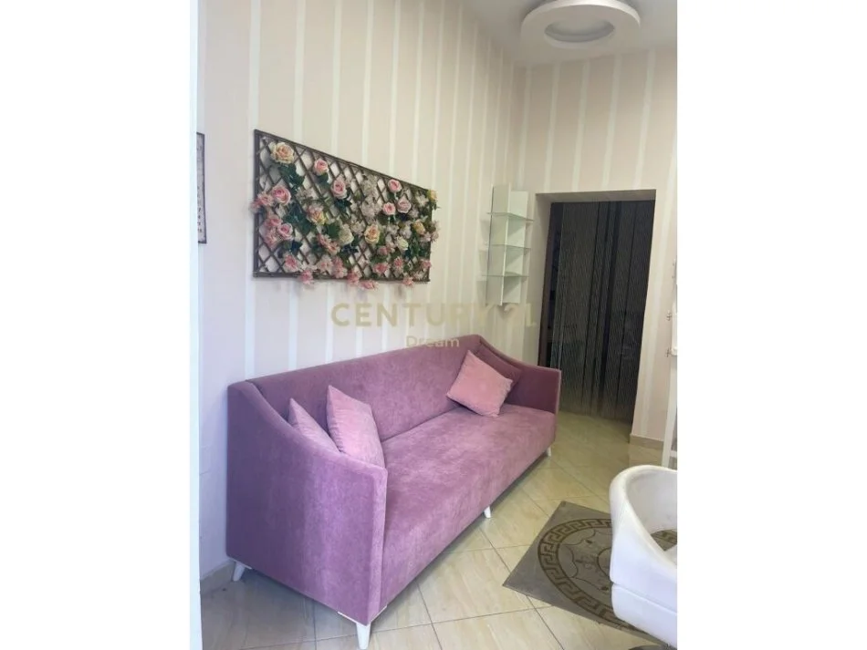 Tirane, shitet ambjent biznesi Kati 0, 40 m² 119.000 € (Myslym Shyri)
