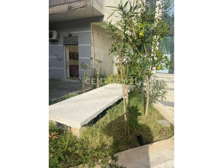 Tirane, shitet ambjent biznesi Kati 0, 40 m² 119.000 € (Myslym Shyri)