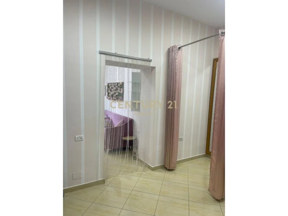 Tirane, shitet ambjent biznesi Kati 0, 40 m² 119.000 € (Myslym Shyri)