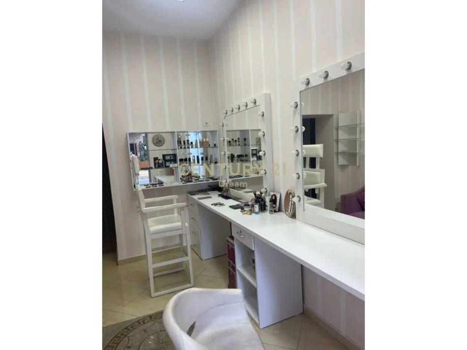 Tirane, shitet ambjent biznesi Kati 0, 40 m² 119.000 € (Myslym Shyri)