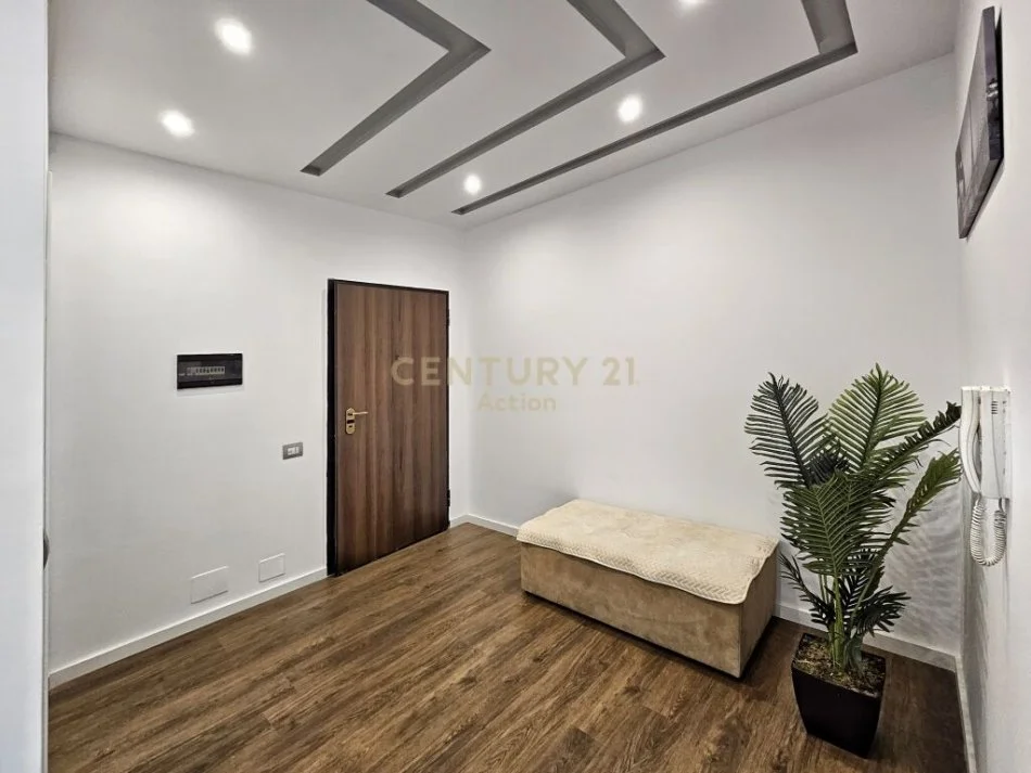 Tirane, shitet apartament 2+1 Kati 2, 94 m² 145.000 € (yzberisht)