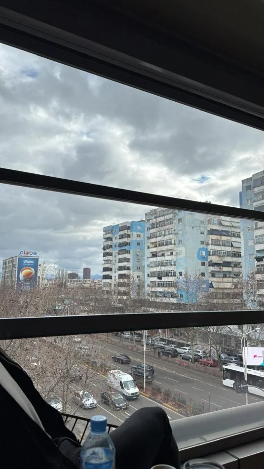 Tirane, jepet me qera apartament 2+1+Ballkon Kati 8, 107 m² 500 € (Rruga Dritan Hoxha)