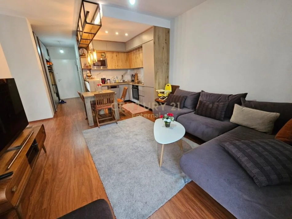 Tirane, shitet apartament 2+1 Kati 7, 108 m² 200.000 € 